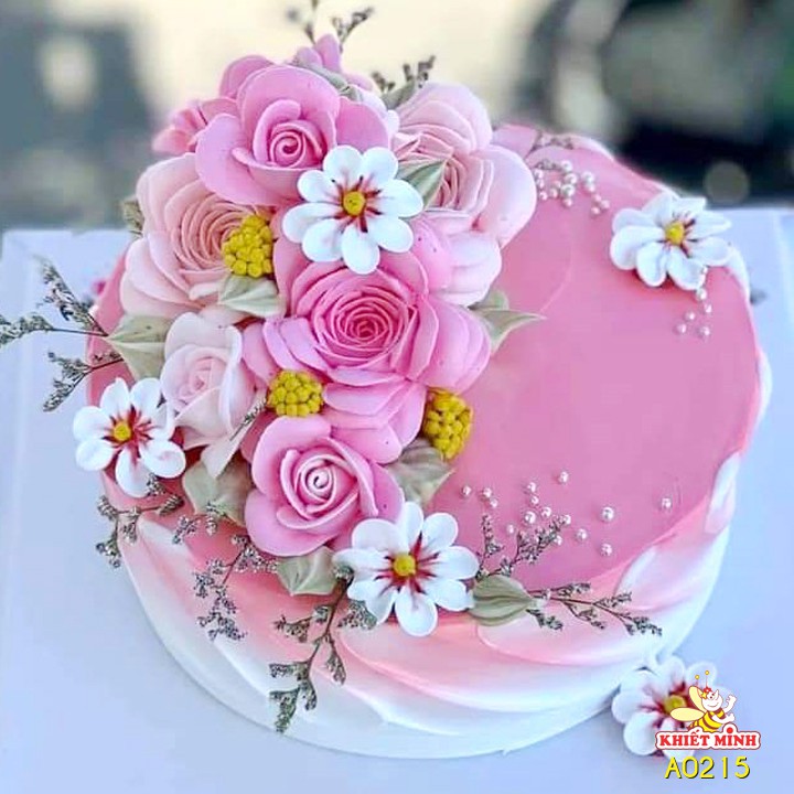 Bánh kem, hoa sữa tươi, màu hồng